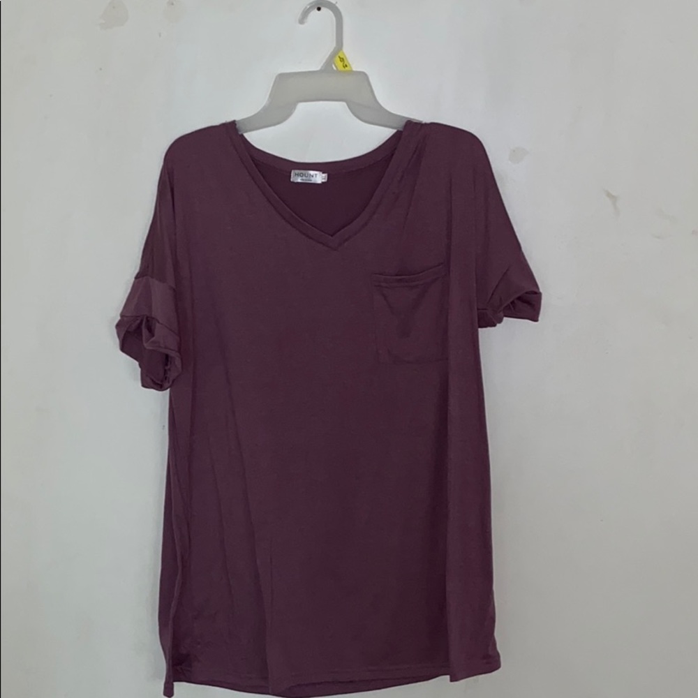 V neck t shirt XL